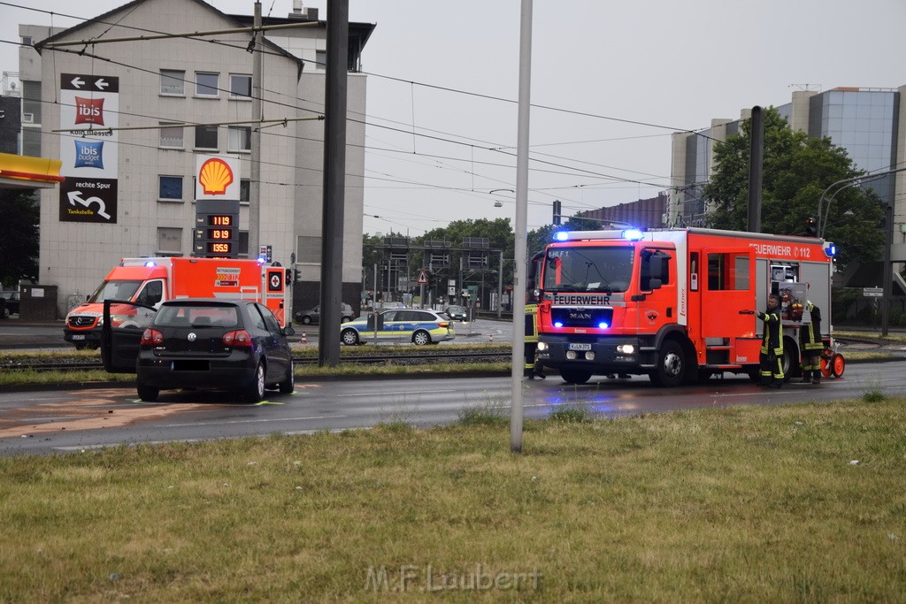 VU 3 Pkw Koeln Deutz Am Messekreisel P040.JPG - Miklos Laubert